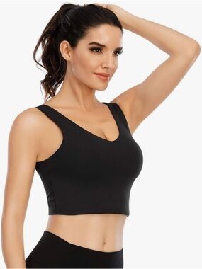 NEW Black Sculpting Sports Bra Workout Top Medium – Stretchy & Flattering